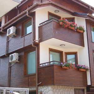 Dari Guest Rooms Стаи За Гости Дари